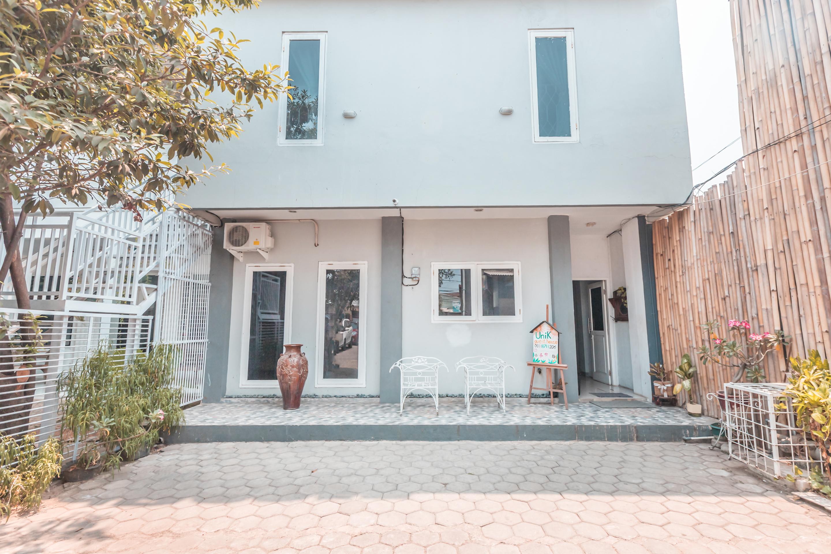 Oyo 1555 Unik Guesthouse Syariah Jakarta Ngoại thất bức ảnh